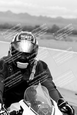 media/Mar-20-2023-Moto Forza (Mon) [[d0bbc59e78]]/Around the Pits/